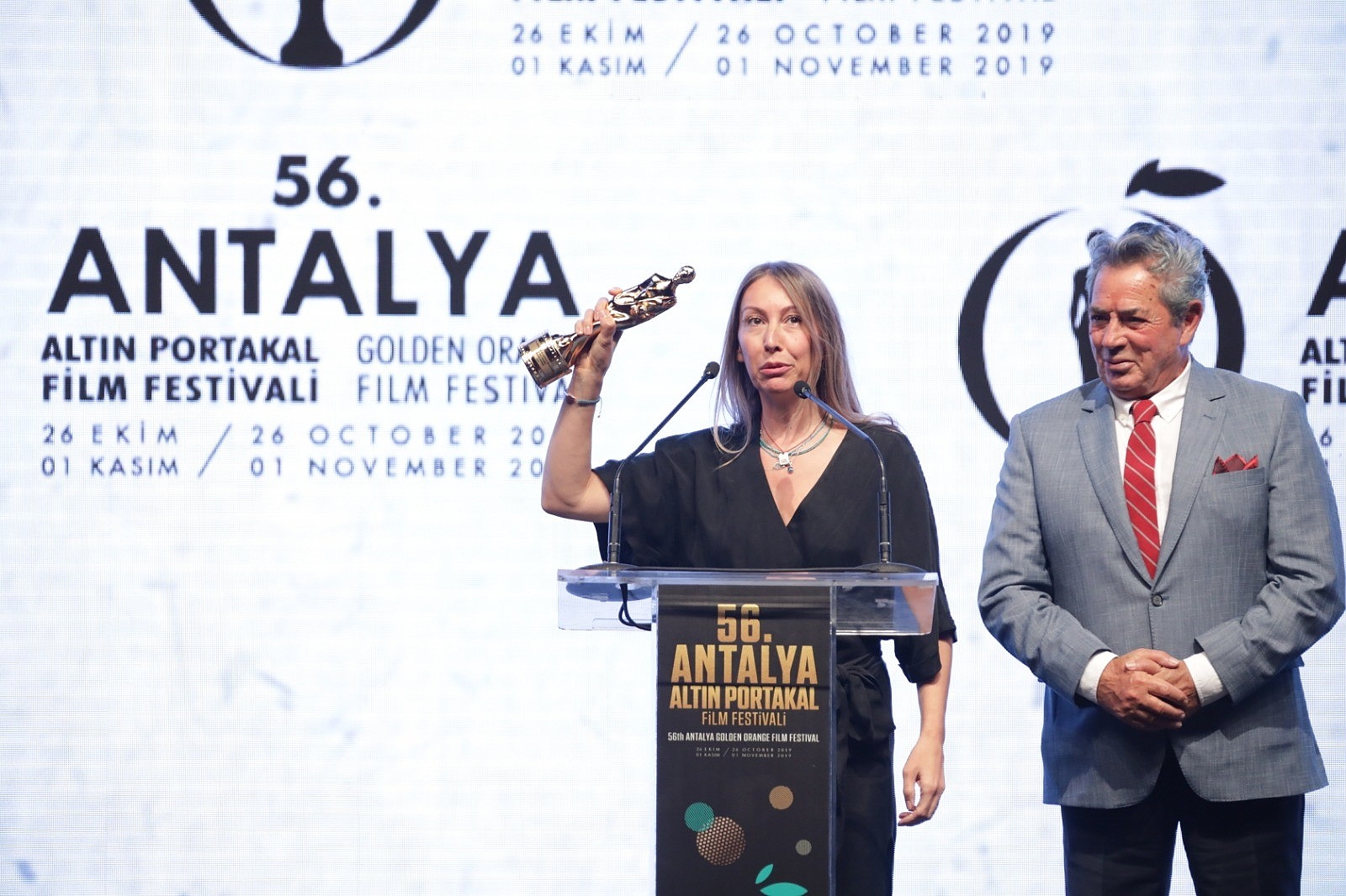 Bu yıl 56’ncısı düzenlenen Antalya Altın Portakal Film Festivali’nde ödülle...