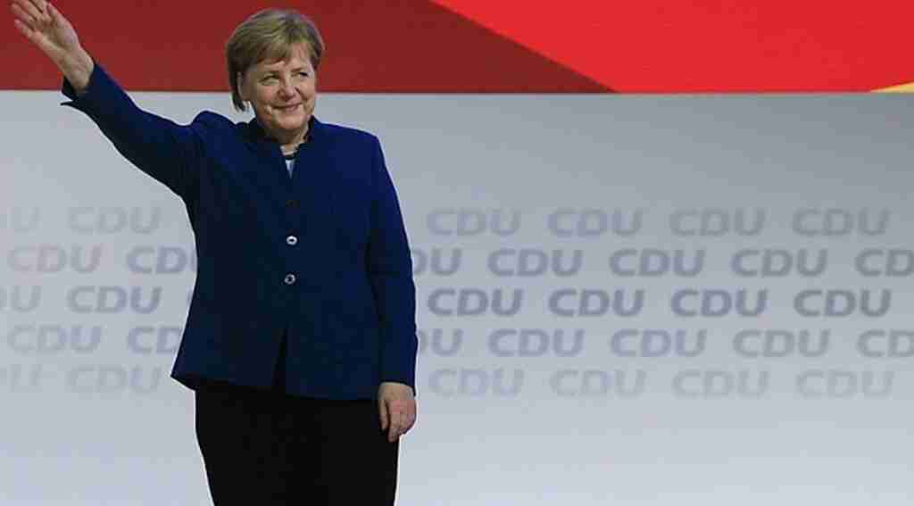 Merkel, partisine veda etti, Gözyaşlarını tutamadı Haber16